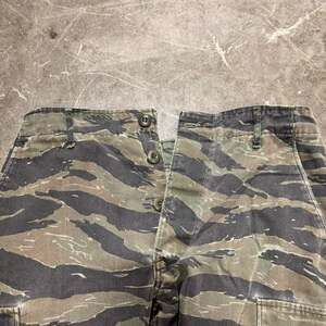 True Vintage Tiger Stripe Camo Cargo Pants Military Issue Button Fly